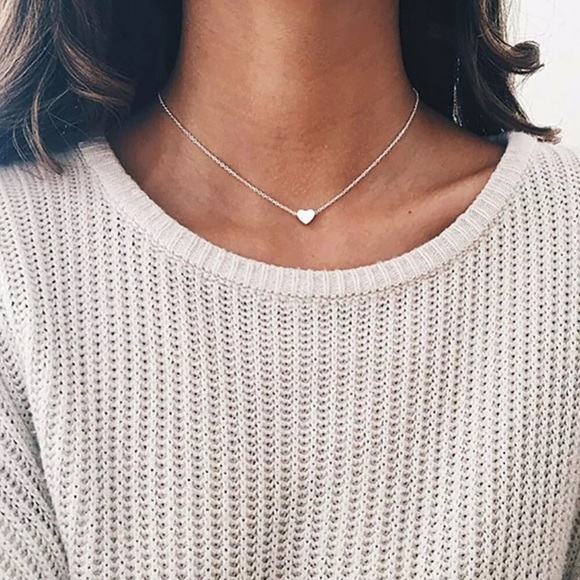 Jewelry - NWT Dainty Heart Silver Toned Necklace Jewelry